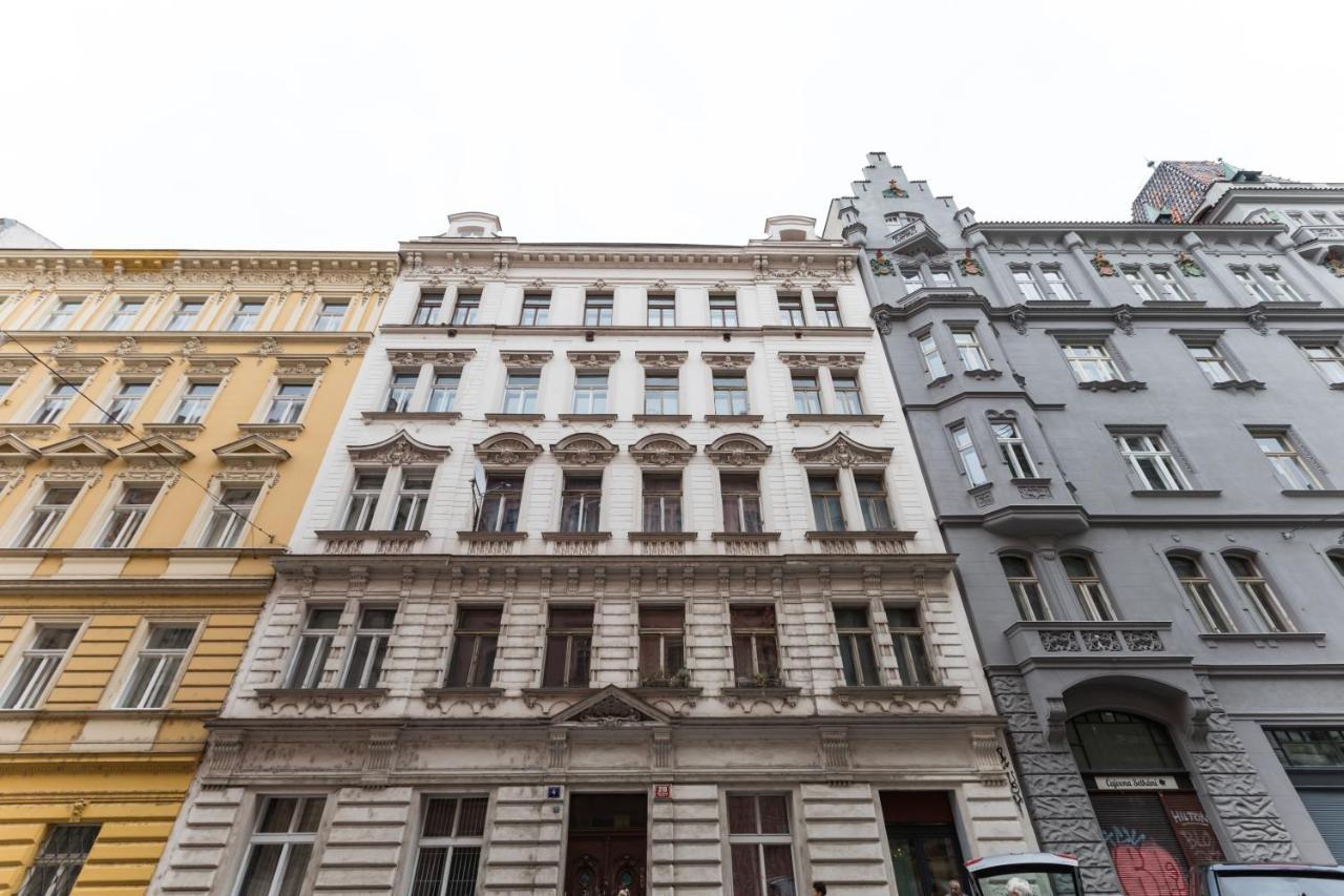 Dream Duplex On Riverside Praga Exterior foto